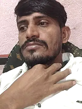 Snapshot of krishjaat43 chatting on 11.20.25 krishjaat43 online show from 11.20.25