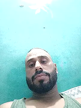 Snapshot of amitkumarkangra chatting on 09.17.25 amitkumarkangra online show from 09.17.25