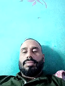 Snapshot of amitkumarkangra chatting on 09.21.25 amitkumarkangra online show from 09.21.25