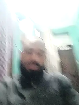 Snapshot of amitkumarkangra chatting on 11.05.25 amitkumarkangra online show from 11.05.25