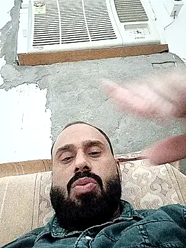 Snapshot of amitkumarkangra chatting on 11.06.25 amitkumarkangra online show from 11.06.25