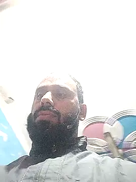 Snapshot of amitkumarkangra chatting on 11.14.25 amitkumarkangra online show from 11.14.25