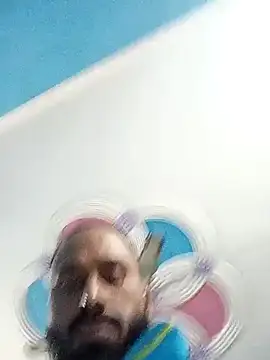 Snapshot of amitkumarkangra chatting on 11.28.25 amitkumarkangra online show from 11.28.25