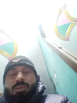 Snapshot of amitkumarkangra chatting on 12.02.25 amitkumarkangra online show from 12.02.25