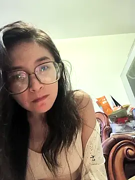 Snapshot of wsyx326 chatting on 09.16.25 wsyx326 online show from 09.16.25