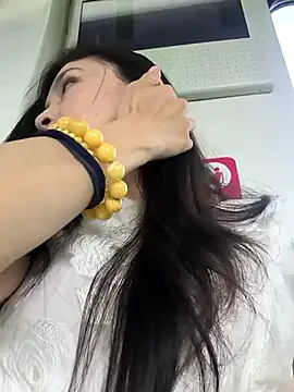 Snapshot of wsyx326 chatting on 09.26.25 wsyx326 online show from 09.26.25