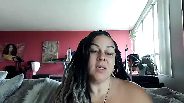 Snapshot of number1slut chatting on 04.27.26 number1slut online show from 04.27.26
