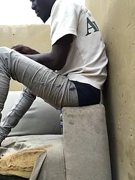 cuminsidebby online show from 04.12.26