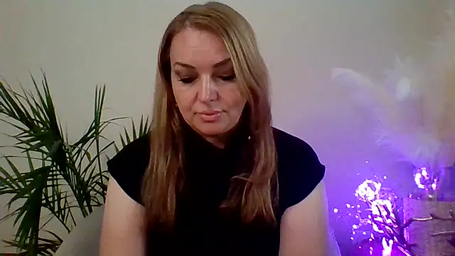 Eshavira online show from 09.14.25