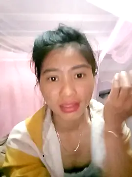 Phuongphuongg online show from 11.10.25