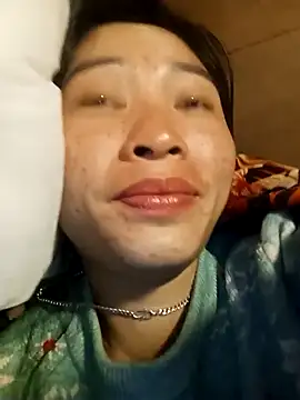 Phuongphuongg online show from 11.29.25