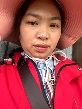 Nhung584 online show from 10.16.25