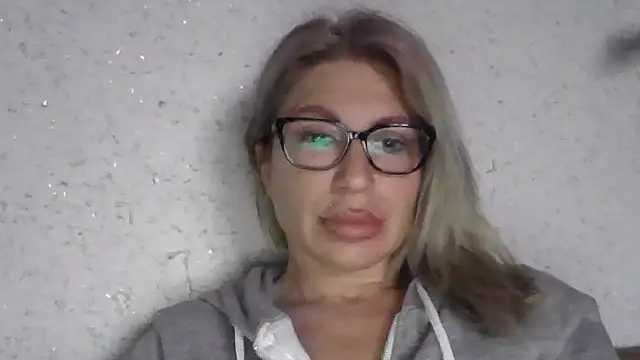 fox red lady7 online show from 04.10.26