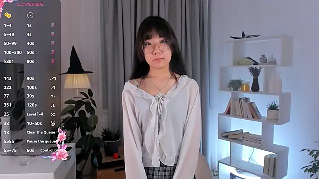 UdelaDodson online show from 11.27.25