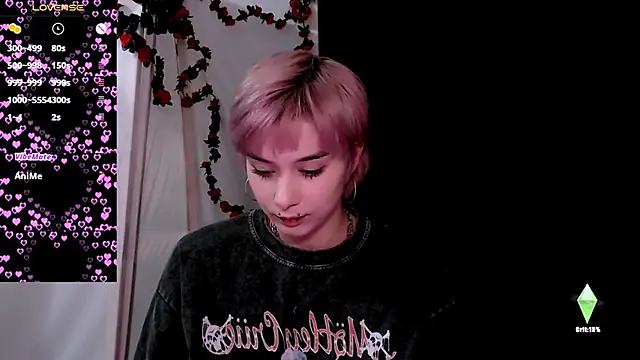 Snapshot of SophieAsh chatting on 02.21.26 SophieAsh online show from 02.21.26