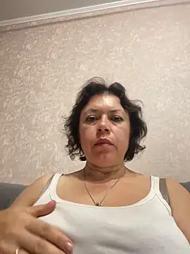 Kiravix online show from 09.22.25