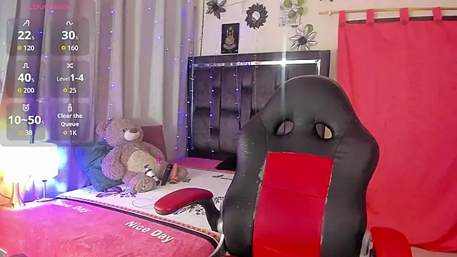 Snapshot of MarianFadel chatting on 02.10.26 MarianFadel online show from 02.10.26