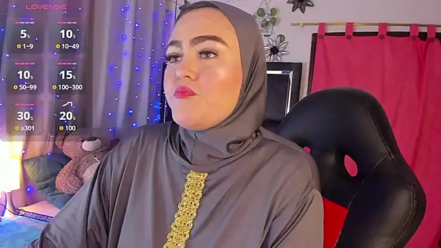 Snapshot of MarianFadel chatting on 02.12.26 MarianFadel online show from 02.12.26