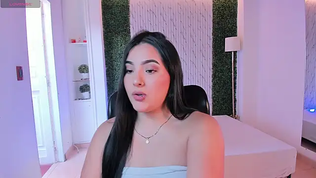 sofiacaramel online show from 12.03.25