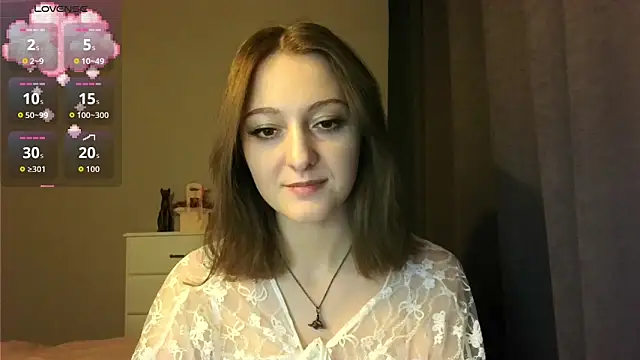 white liillyy online show from 11.26.25