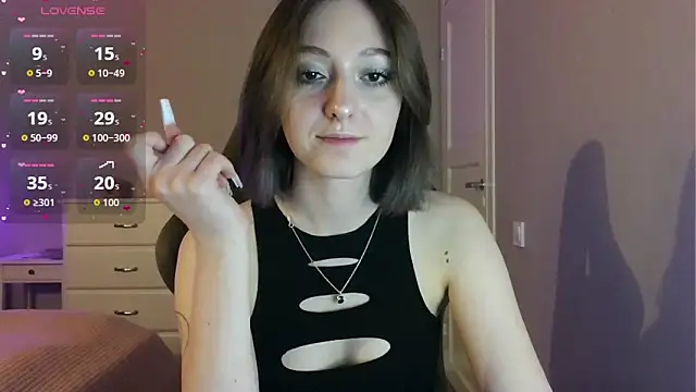 white liillyy online show from 05.13.26