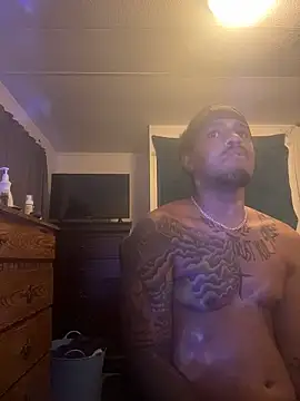 tyrek5051 online show from 11.24.25