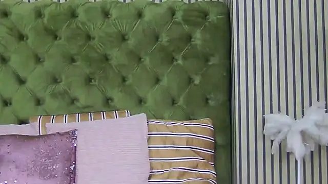 LunaHart online show from 11.17.25