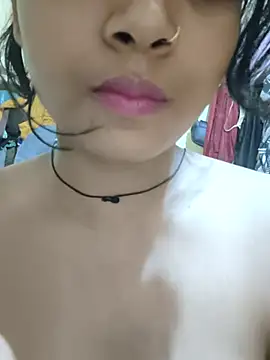 RAYI Queen 2 online show from 05.05.26