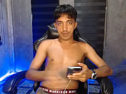 RowyCam online show from 12.21.25