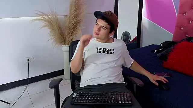 invincible200 online show from 09.29.25