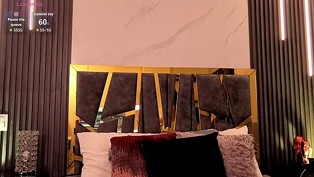 ScarletTorres online show from 04.10.26