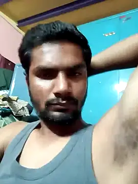 Snapshot of ZZiraa chatting on 09.21.25 ZZiraa online show from 09.21.25