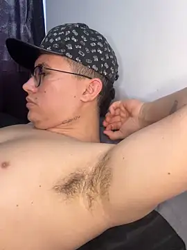 Kurtxxx22 online show from 12.13.25