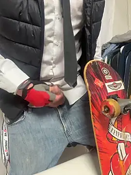 AndreDox online show from 04.06.26