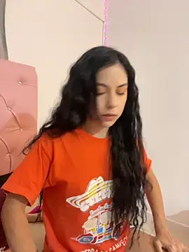 samanthadeluxe1 online show from 10.04.25