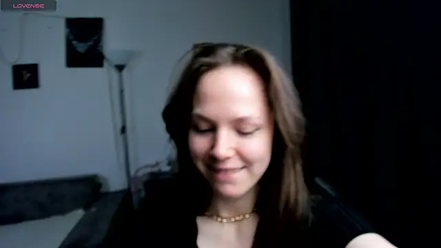 cute little ass online show from 04.16.26