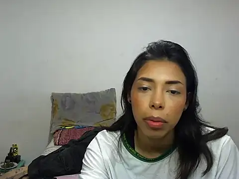 MeganAndMaxxh online show from 12.16.25