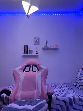 Snapshot of rayssabjj chatting on 10.29.25 rayssabjj online show from 10.29.25