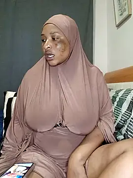 Sweetbxxx24 online show from 04.13.26