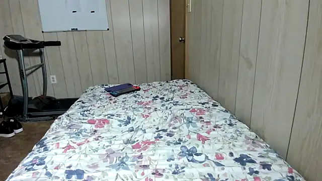 NaturalBeautyQueen online show from 12.15.25