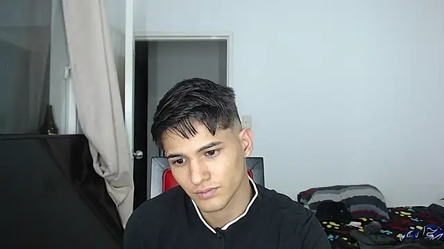 Snapshot of Alex_mojica chatting on 09.28.25 Alex mojica online show from 09.28.25