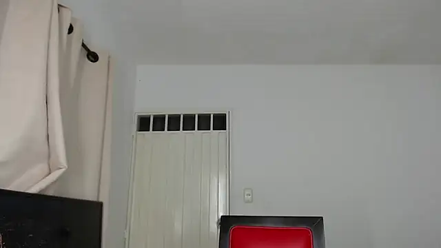 Snapshot of Alex_mojica chatting on 10.05.25 Alex mojica online show from 10.05.25