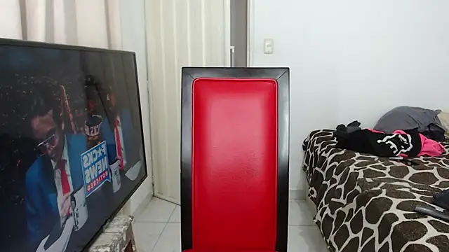 Snapshot of Alex_mojica chatting on 10.12.25 Alex mojica online show from 10.12.25