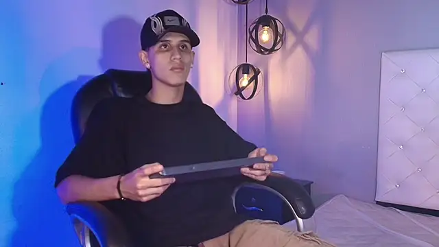  realwav online show from 12.14.25