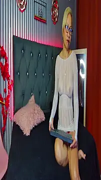 geminis milf online show from 10.09.25