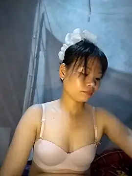 LinhNa999 online show from 10.03.25