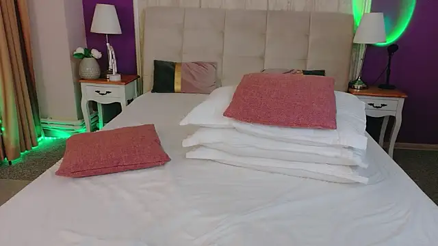 KimoraJoy online show from 04.10.26