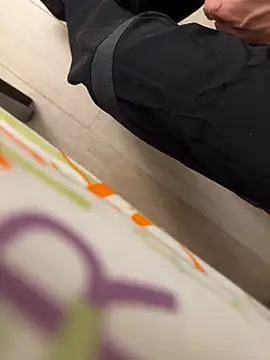 Manu97k online show from 10.30.25