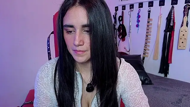 elowen halley1 online show from 04.10.26