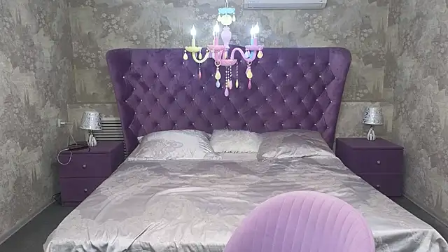 Eloisa Eliot online show from 11.11.25